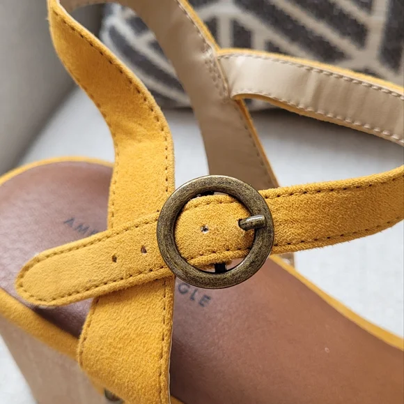 Mustard Yellow Clogs - Picture 5 of 8